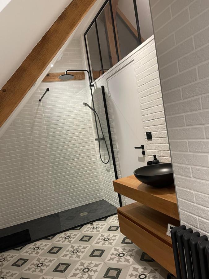 Appart Halo Et Duplex Les Filles Dinan Exterior foto